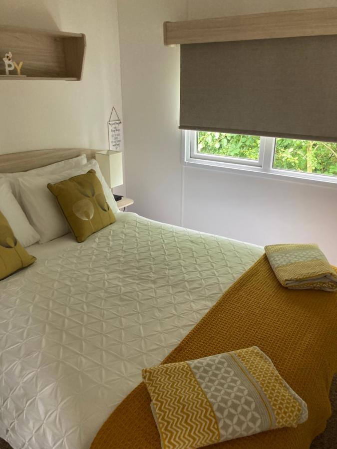 4 Lakes Holiday Let Villa Carnforth Exteriör bild