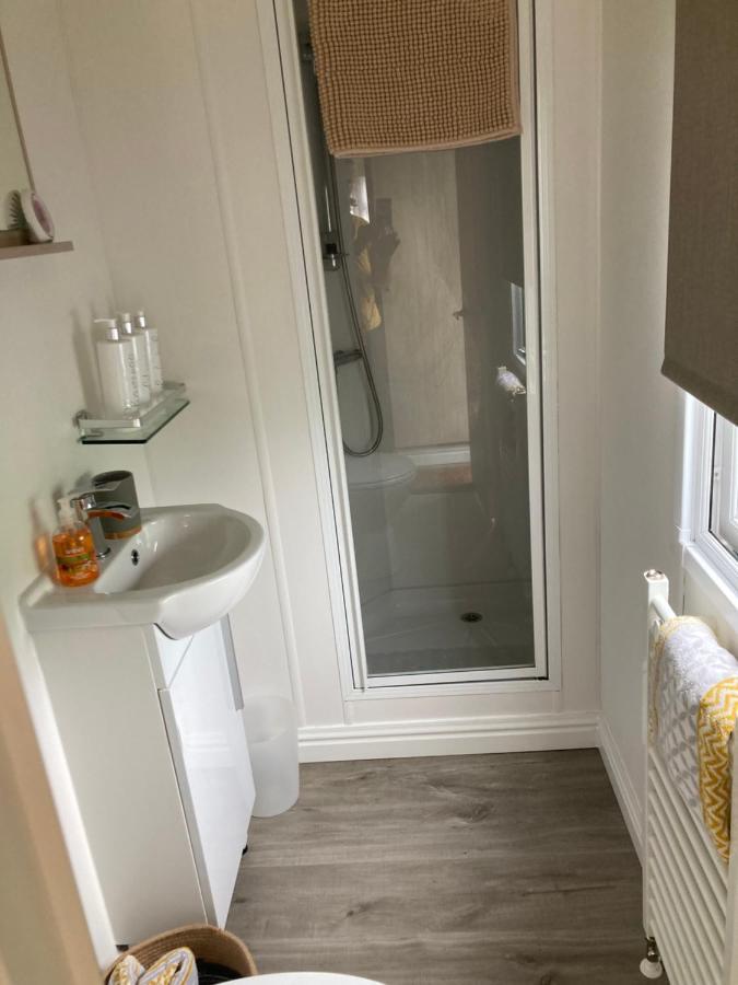 4 Lakes Holiday Let Villa Carnforth Exteriör bild